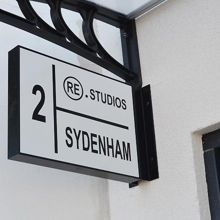 Lovely Studio Apartment With Access For Wheel-Chairs In Sydenham Londra Dış mekan fotoğraf
