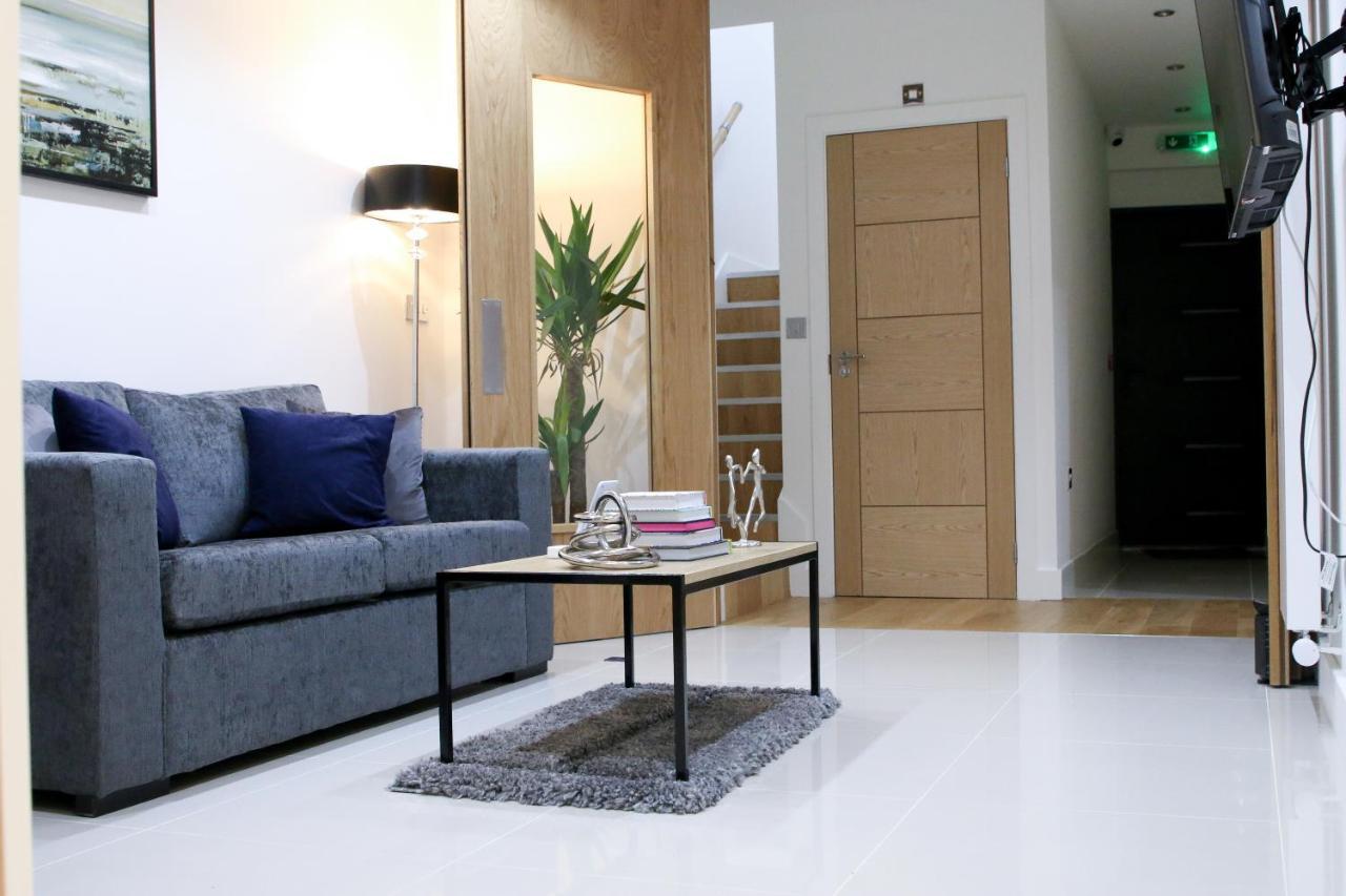 Lovely Studio Apartment With Access For Wheel-Chairs In Sydenham Londra Dış mekan fotoğraf