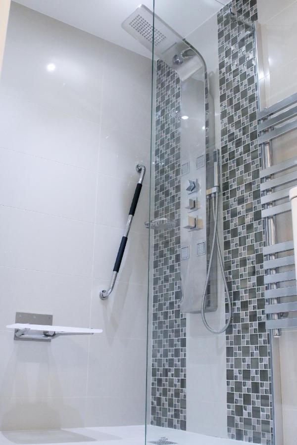 Lovely Studio Apartment With Access For Wheel-Chairs In Sydenham Londra Dış mekan fotoğraf
