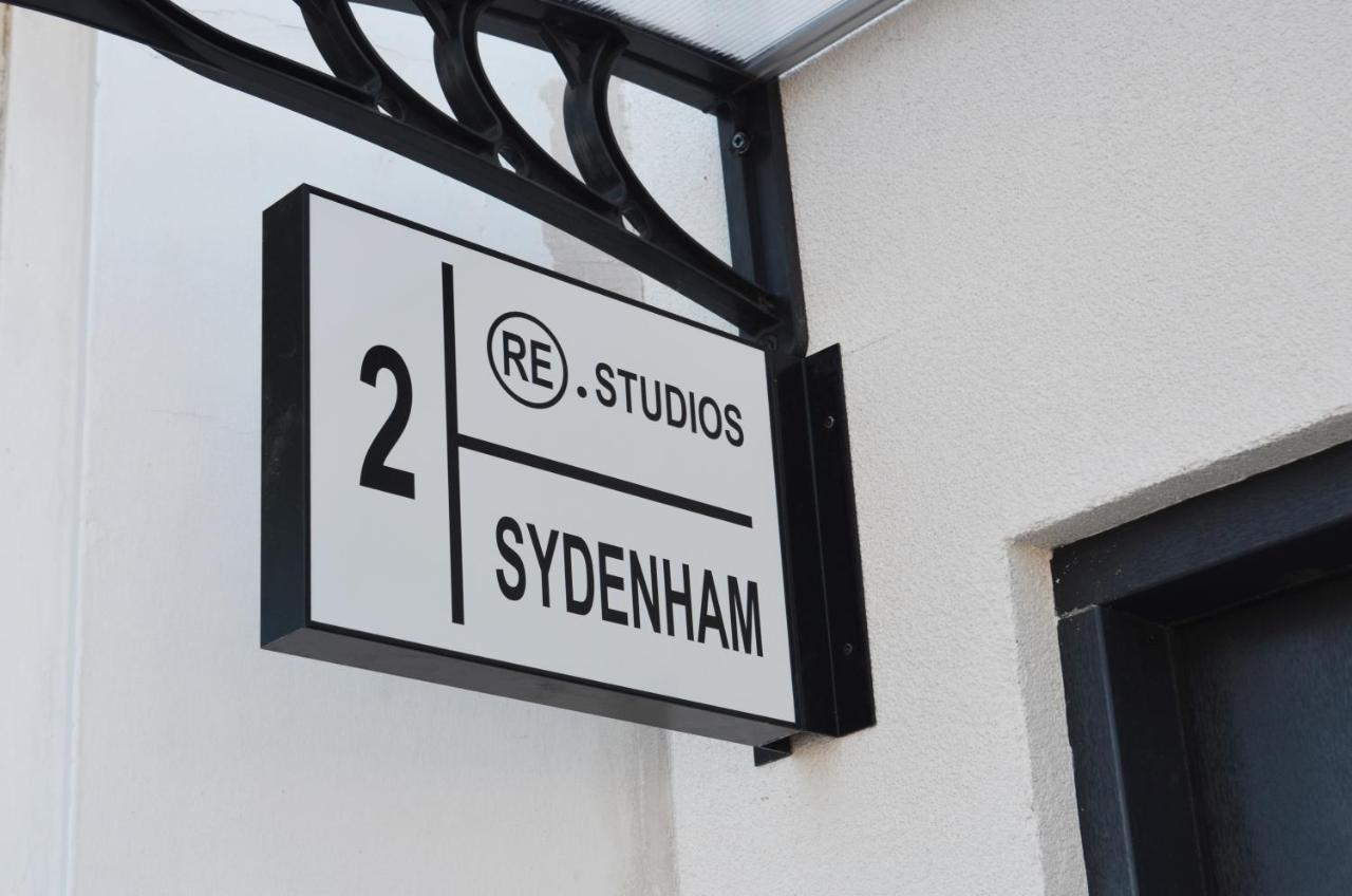 Lovely Studio Apartment With Access For Wheel-Chairs In Sydenham Londra Dış mekan fotoğraf